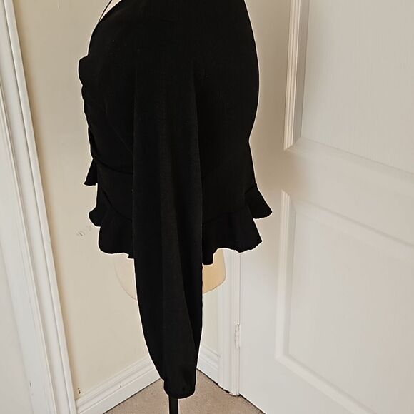 H&M Ruffled Long Sleeves Top Medium Black - Picture 3 of 16
